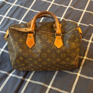 Louis Vuitton VINTAGE Speedy 30 Bag